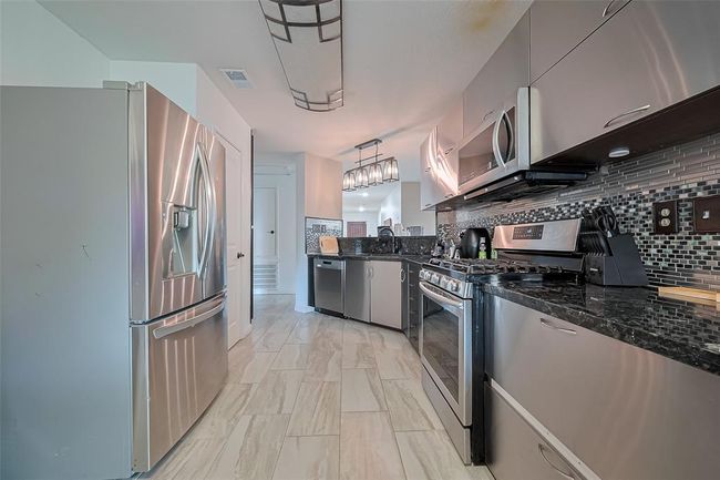 28903 Raestone St, House other with 3 bedrooms, 2 bathrooms and 2 parking in Spring TX | Image 27