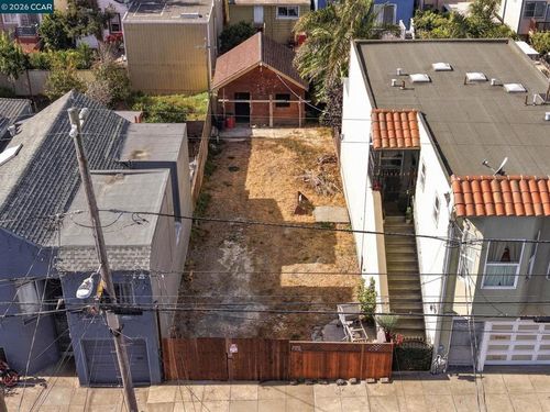 1473 Underwood Ave, San Francisco, CA, 94124-3211 | Card Image