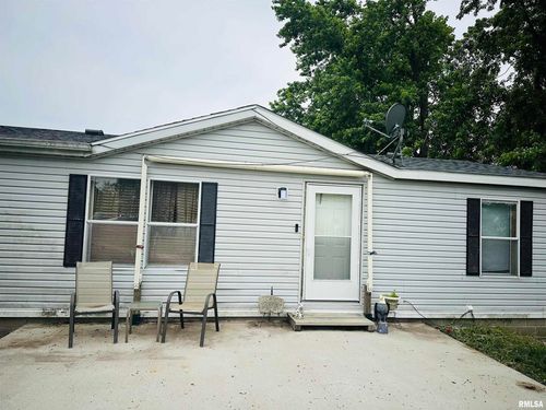 3562 State Route 17, Toulon, IL, 61483-9109 | Card Image