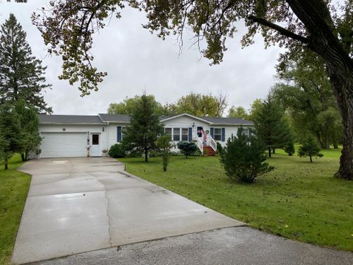 610 E University Ave, Badger, MN, 56714-4021 | Card Image