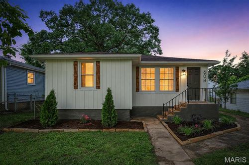 608 N 4th St, De Soto, MO, 63020-1418 | Card Image