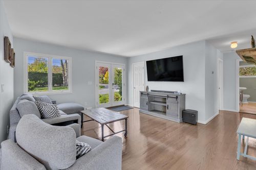 65 Pine Edge Dr, East Moriches, NY, 11940-1548 | Card Image