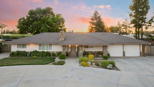 1953 N Newcomb Street, Porterville, CA, 93257 | Card Image