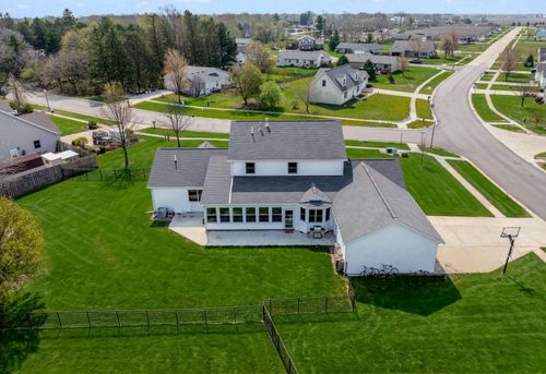 410 Sangamon St, Fisher, IL, 61843-9408 | Card Image