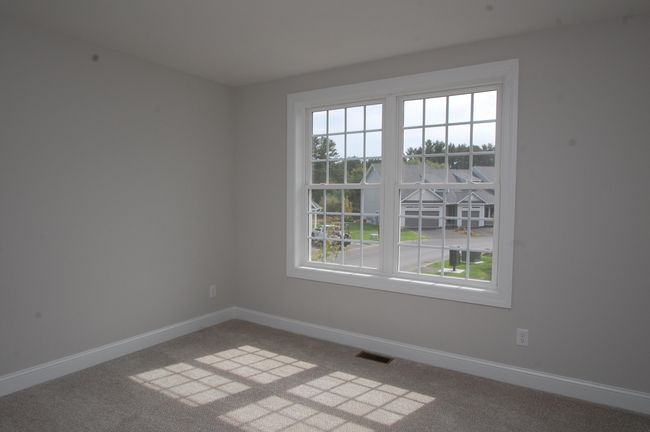 9A - 14 Chesterfield Lane, Condo with 2 bedrooms, 3 bathrooms and null parking in Londonderry NH | Image 12