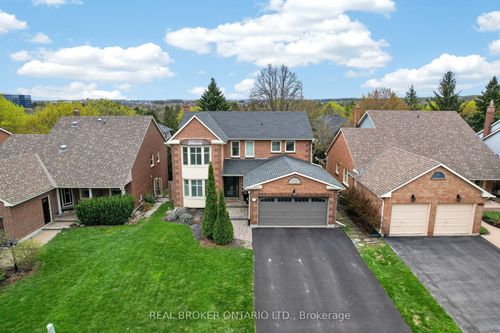 267 John Bowser Cres, Newmarket, ON, L3Y7N7 | Card Image