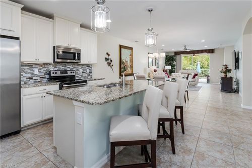 14943 Edgewater Cir, NAPLES, FL, 34114-8966 | Card Image