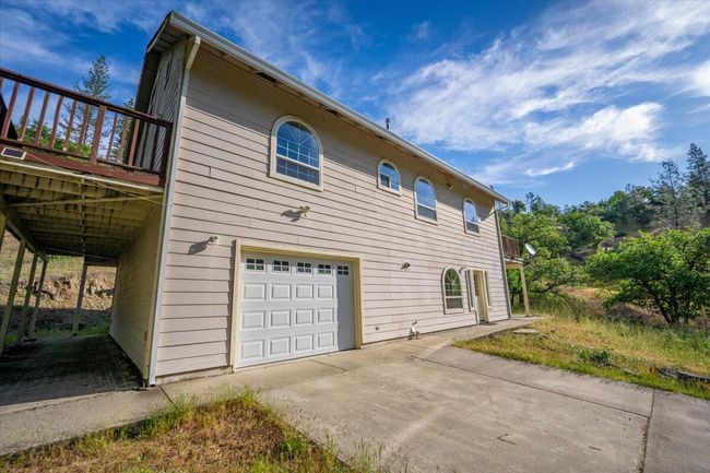 12876 E Fork Rd, House other with 3 bedrooms, 4 bathrooms and null parking in French Gulch CA | Image 61