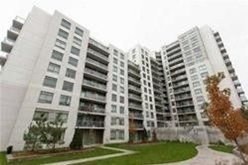 305-812 Lansdowne Ave, Toronto, ON, M6H4K5 | Card Image