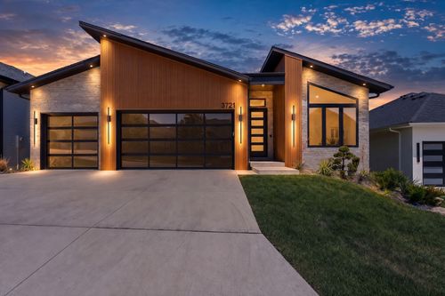 3721 E Woodhue St, Springfield, MO, 65802-6293 | Card Image