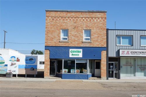 221 Centre St, Assiniboia, SK, S0H0B0 | Card Image