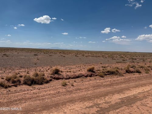 307 Encanto Cir, Winslow, AZ, 86047 | Card Image