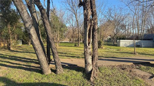 212 N Hastings St, Duncanville, TX, 75116-3617 | Card Image