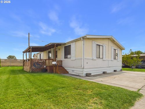 92-445 E Jennie Ave, Hermiston, OR, 97838-1982 | Card Image