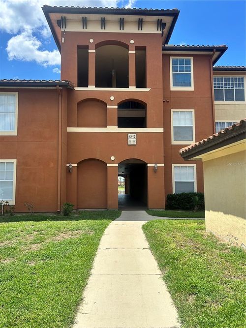 7-104-5542 Metrowest Blvd, ORLANDO, FL, 32811-2449 | Card Image