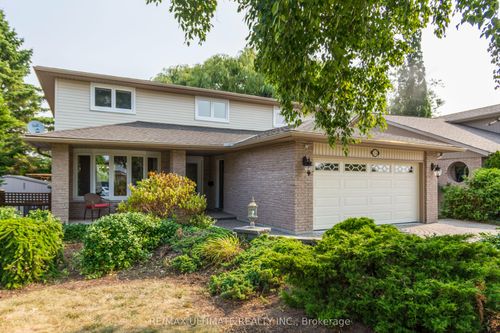 34 Briarwood Cres, Belleville, ON, K8N5K9 | Card Image