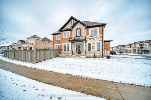 249 Thomas Phillips Dr, Aurora, ON, L4G0T6 | Card Image