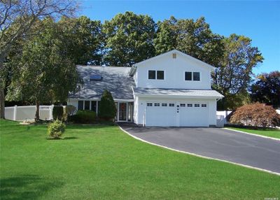 10 Lyndon Lane, House other with 4 bedrooms, 2 bathrooms and null parking in South Setauket NY | Image 1