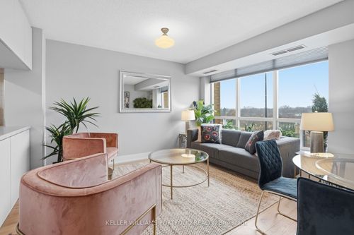 802-190 Manitoba St, Etobicoke, ON, M8Y3Y8 | Card Image