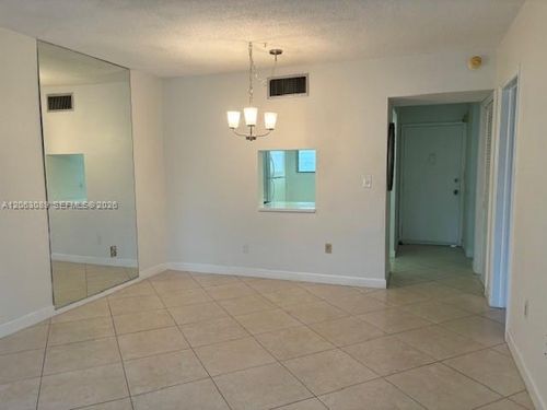 l219-2815 Ne 201st Ter, Aventura, FL, 33180-2060 | Card Image