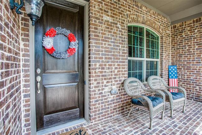 908 Streetside Lane, House other with 4 bedrooms, 3 bathrooms and null parking in Argyle TX | Image 3