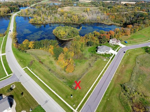 3103 Acorn Trl, Faribault, MN, 55021-8927 | Card Image