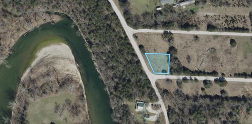 000 Roaring River Village Rd, Eagle Rock, MO, 65641 | Card Image