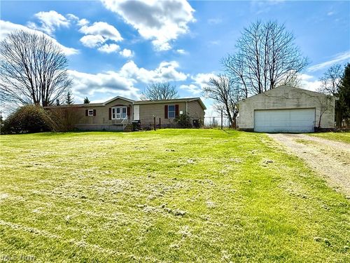 39 Township Road 677, Steubenville, OH, 43952 | Card Image