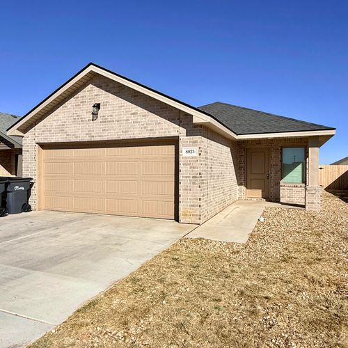 8023 Date Ave, Lubbock, TX, 79404-2043 | Card Image
