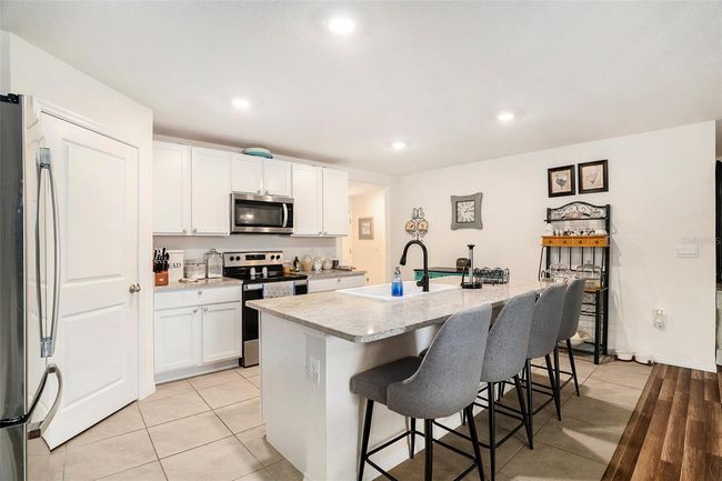 7639 Broad Pointe Dr, House other with 4 bedrooms, 2 bathrooms and null parking in ZEPHYRHILLS FL | Image 9