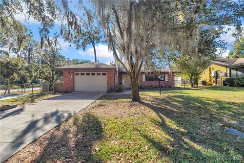529 Hiawatha Ave, Inverness, FL, 34452-4528 | Card Image