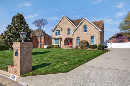 4212 Mckenna Close, Chesapeake, VA, 23321 | Card Image