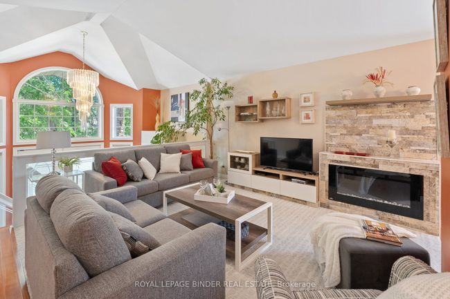 3073 Robinet Rd, House other with 5 bedrooms, 3 bathrooms and 6 parking in Windsor ON | Image 6