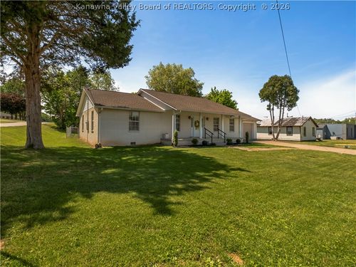 134 Scott Depot Rd, Scott Depot, WV, 25560-7110 | Card Image