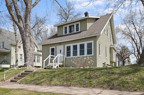 712 10th Ave S, Saint Cloud, MN, 56301-4241 | Card Image