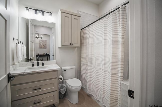 7863 Cross Rd, House other with 3 bedrooms, 3 bathrooms and null parking in Tyler TX | Image 26
