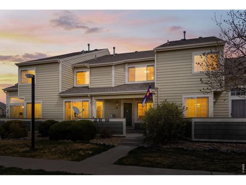 q-95-930 Button Rock Dr, Longmont, CO, 80504-3323 | Card Image