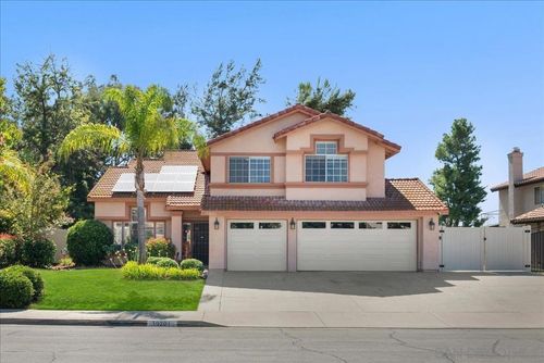 39201 Dovetree Dr, Murrieta, CA, 92563-5369 | Card Image