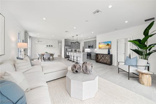 13020 Georges Cay Pl, FORT MYERS, FL, 33913-2725 | Card Image