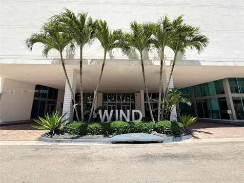 1601-350 S Miami Ave, Miami, FL, 33130-1919 | Card Image