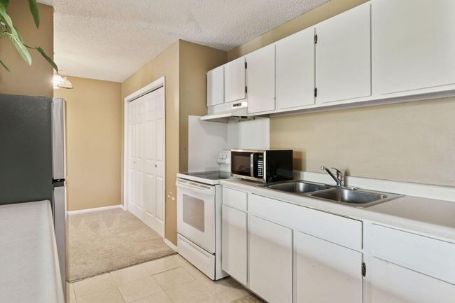 APT-209 - 4130 Rahn Rd, Condo with 1 bedrooms, 1 bathrooms and null parking in Eagan MN | Image 9