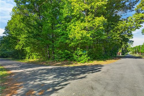 4414 Matthews Lane, Greensboro, NC, 27405 | Card Image