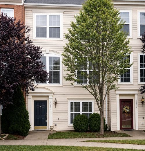 21002 Kittanning Ln, ASHBURN, VA, 20147-6464 | Card Image