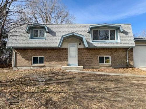 1114 Westview Dr, Riverton, WY, 82501-2651 | Card Image