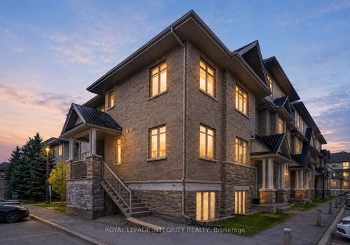 1007 Beryl Pvt, Gloucester, ON, K1V2M4 | Card Image