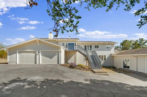 475 Fiesta Ct, Watsonville, CA, 95076-9680 | Card Image