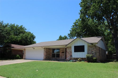 418 Lexington Ln, Richardson, TX, 75080-3429 | Card Image