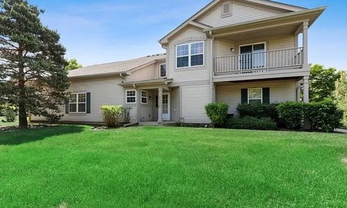 7049-7049 Buchanan Dr, Gurnee, IL, 60031-5220 | Card Image