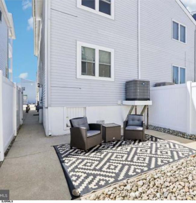 205 4 Th St N, Condo with 3 bedrooms, 3 bathrooms and null parking in BRIGANTINE NJ | Image 17
