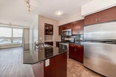 1009 - 8880 Horton Rd Sw, Condo with 2 bedrooms, 2 bathrooms and 1 parking in Calgary AB | Image 2